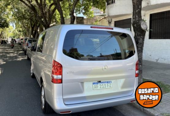 Utilitarios - Mercedes Benz Vito 1.6 111 Cdi Mixto 2022 Diesel 63000Km - En Venta