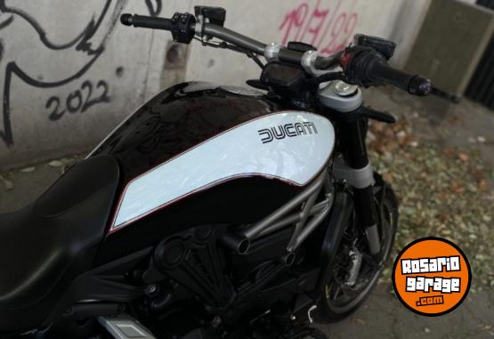 Motos - Ducati XDIAVEL 2017 Nafta 12000Km - En Venta
