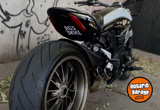 Motos - Ducati XDIAVEL 2017 Nafta 12000Km - En Venta