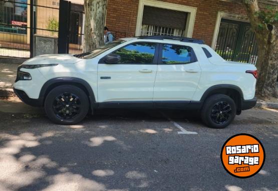 Camionetas - Fiat Toro Ultra 2022 Diesel 90000Km - En Venta