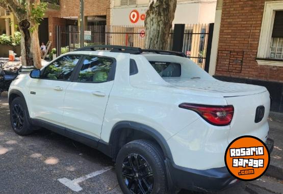 Camionetas - Fiat Toro Ultra 2022 Diesel 90000Km - En Venta