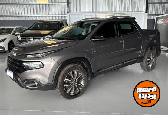 Camionetas - Fiat Toro Volcano 2020 Diesel 100000Km - En Venta