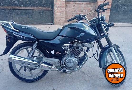 Motos - Honda Storm 125 2012 Nafta 55000Km - En Venta
