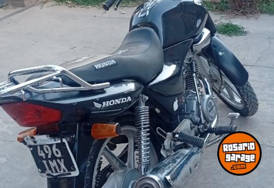 Motos - Honda Storm 125 2012 Nafta 55000Km - En Venta