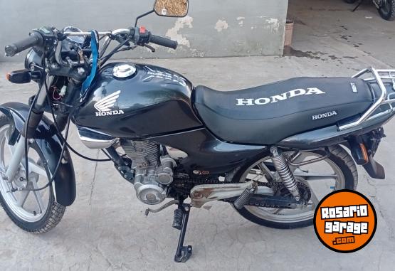 Motos - Honda Storm 125 2012 Nafta 55000Km - En Venta