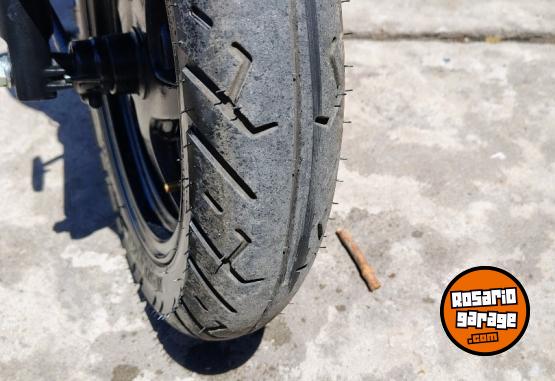 Motos - Kymco 125 2023 Nafta 4000Km - En Venta