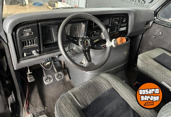 Utilitarios - Ford VAN ECONOLINE V8 1982 GNC 87056Km - En Venta