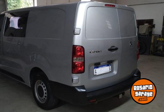 Utilitarios - Peugeot Expret 2019 Diesel 130000Km - En Venta