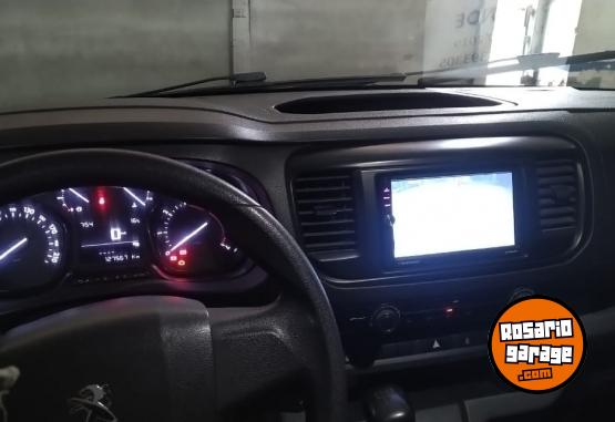 Utilitarios - Peugeot Expret 2019 Diesel 130000Km - En Venta