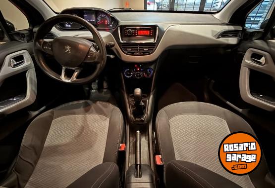 Autos - Peugeot 208 ACTIVE 2015 Nafta 71000Km - En Venta