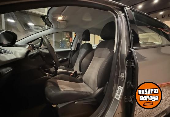 Autos - Peugeot 208 ACTIVE 2015 Nafta 71000Km - En Venta