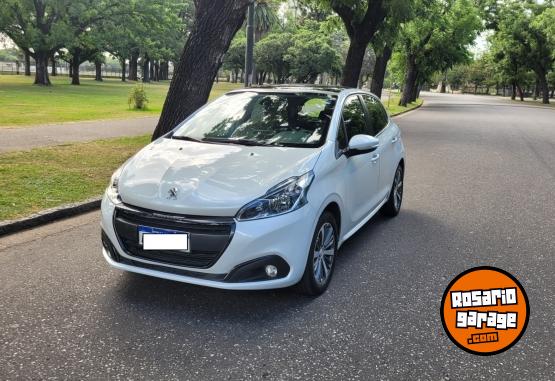 Autos - Peugeot 208 FELINE 2020 Nafta 40000Km - En Venta