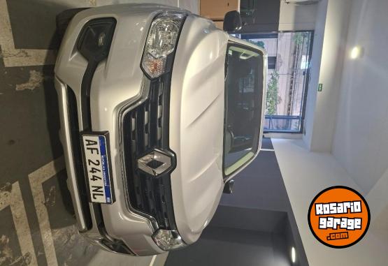 Camionetas - Renault ALASKAN EMOTION 4X2 2022 Diesel 55000Km - En Venta