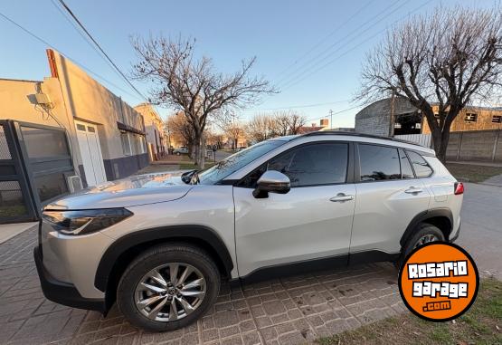 Camionetas - Toyota COROLLA CROSS  XLI 2024 Nafta 12800Km - En Venta