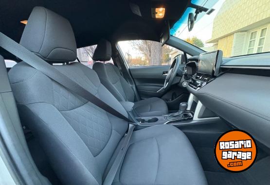 Camionetas - Toyota COROLLA CROSS  XLI 2024 Nafta 12800Km - En Venta