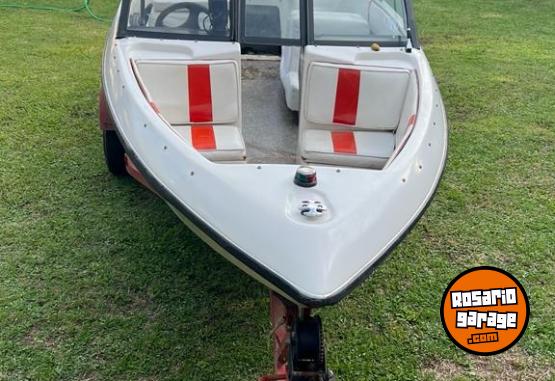 Embarcaciones - Un clásico original lancha Virgin Marine - En Venta