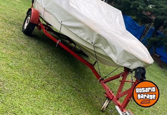 Embarcaciones - Un clásico original lancha Virgin Marine - En Venta