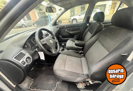 Autos - Volkswagen Bora 2.0 trendline 2009 GNC 180000Km - En Venta