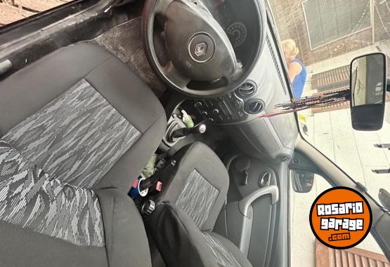 Autos - Renault Sandero 2014 GNC 400000Km - En Venta