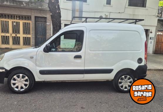 Utilitarios - Renault Kangoo 2012 GNC 170000Km - En Venta