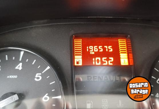 Utilitarios - Renault Kangoo 2014 GNC 196500Km - En Venta