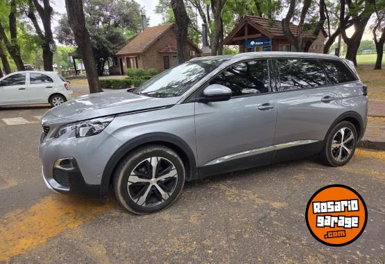 Autos - Peugeot 5008 hdi  allure plus 2020 Diesel 105000Km - En Venta
