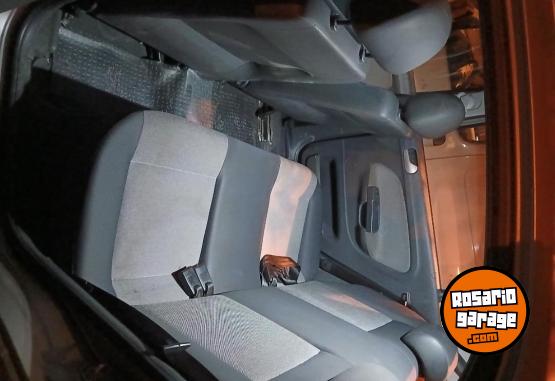 Autos - Volkswagen Voyage 2013 GNC 130000Km - En Venta