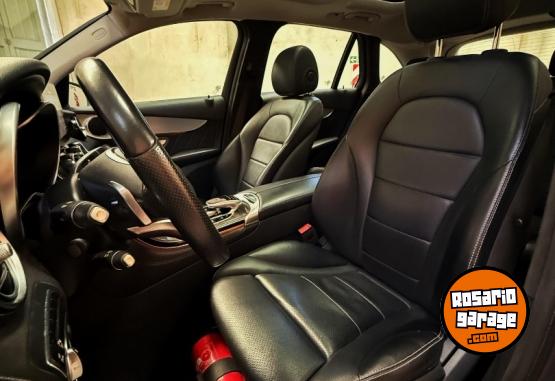 Camionetas - Mercedes Benz GLC 300 4 mátic 2016 Nafta 141000Km - En Venta