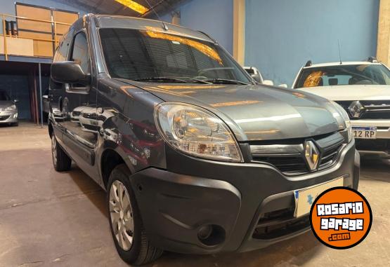 Utilitarios - Renault kangoo 2018 Nafta 105000Km - En Venta