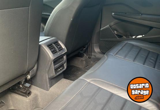Autos - Volkswagen TAOS HIGHLINE 2023 Nafta 77000Km - En Venta