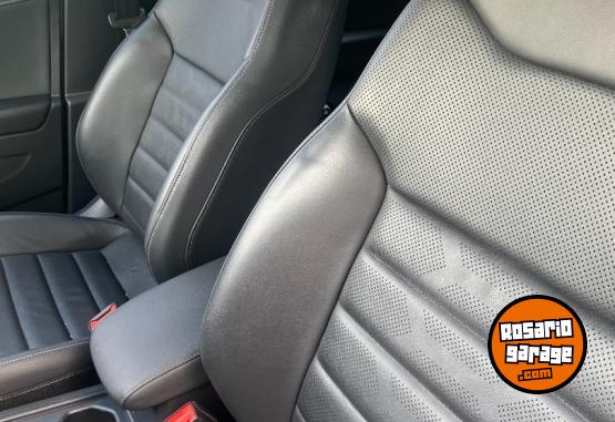 Autos - Volkswagen TAOS HIGHLINE 2023 Nafta 77000Km - En Venta