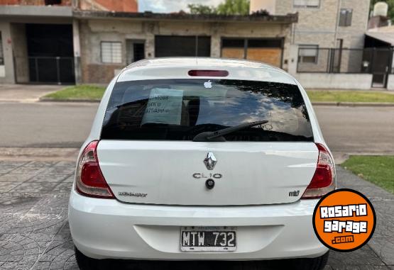 Autos - Renault Clio mio 2013 Nafta 179000Km - En Venta