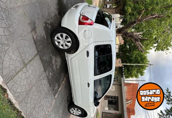 Autos - Renault Clio mio 2013 Nafta 179000Km - En Venta
