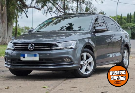 Autos - Volkswagen Vento Higline 2017 Nafta 93000Km - En Venta