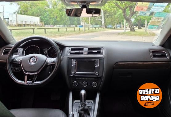 Autos - Volkswagen Vento Higline 2017 Nafta 93000Km - En Venta