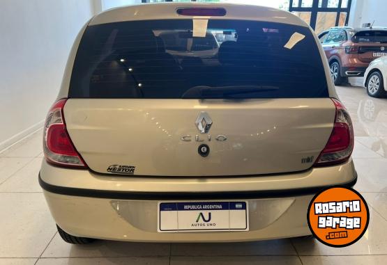 Autos - Renault Clio Mio 2015 Nafta 100000Km - En Venta