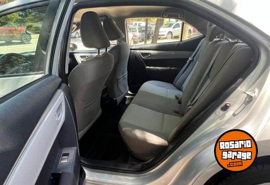 Autos - Toyota Corolla XLI 2014 Nafta 138000Km - En Venta