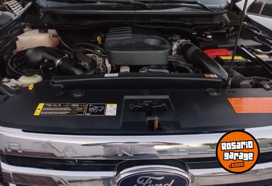 Camionetas - Ford RANGER 4X4 LIMITED 2014 Diesel 236000Km - En Venta