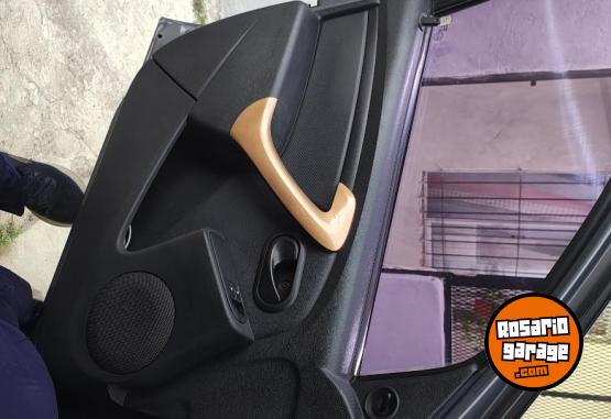 Utilitarios - Renault Duster 2012 GNC 300000Km - En Venta