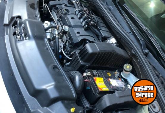 Autos - Peugeot 208 2018 GNC 92000Km - En Venta