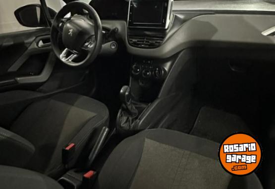 Autos - Peugeot 208 2018 GNC 92000Km - En Venta