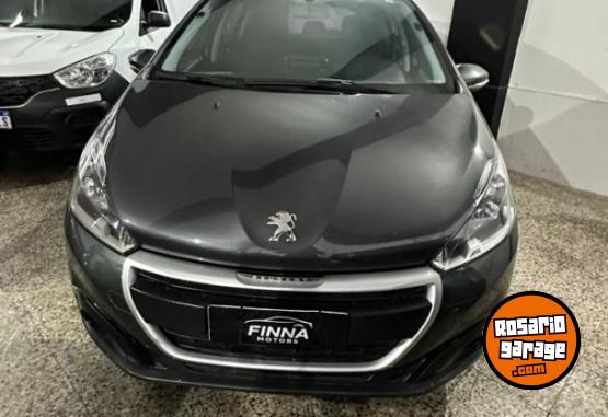 Autos - Peugeot 208 2018 GNC 92000Km - En Venta