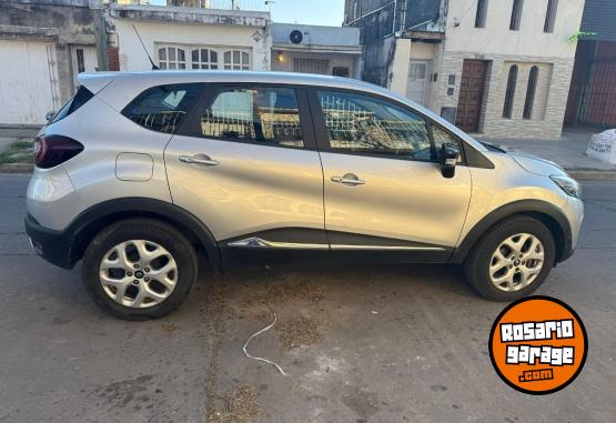 Autos - Renault CAPTUR 2.0 ZEN 2019 Nafta 59700Km - En Venta