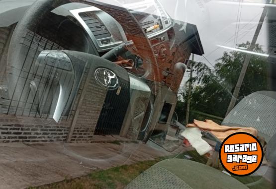 Camionetas - Toyota SR 2015 Diesel 90000Km - En Venta