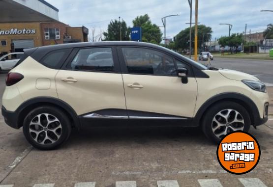 Autos - Renault Captur Intens 2.0 2017 GNC 120000Km - En Venta