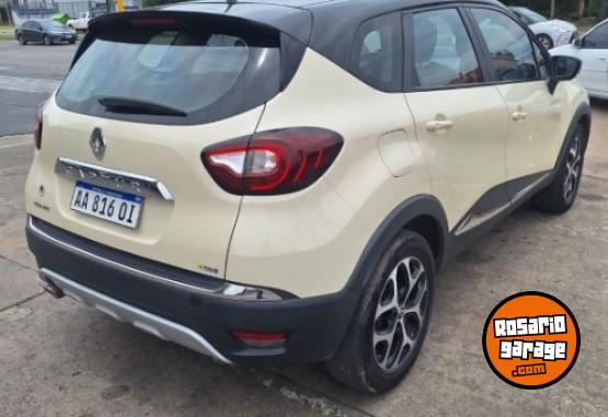 Autos - Renault Captur Intens 2.0 2017 GNC 120000Km - En Venta