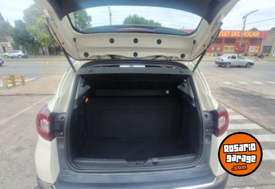 Autos - Renault Captur Intens 2.0 2017 GNC 120000Km - En Venta