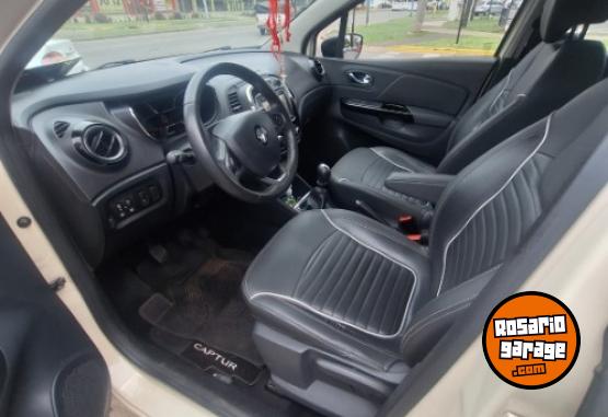 Autos - Renault Captur Intens 2.0 2017 GNC 120000Km - En Venta