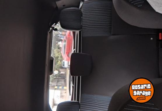 Autos - Renault Sandero 2024 Nafta 45000Km - En Venta