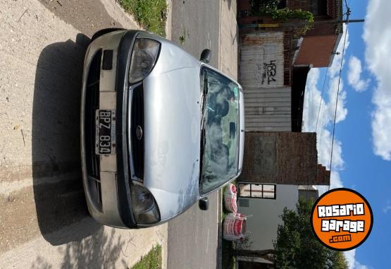 Autos - Ford Fiesta XL 2001 Nafta 200000Km - En Venta